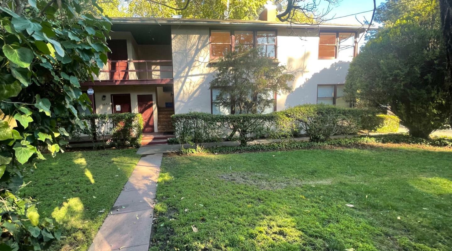 Property Photo: 1677 Woodland Avenue CA 94303