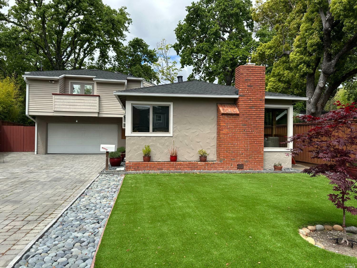 Property Photo: 76 Brookmead Place CA 94960