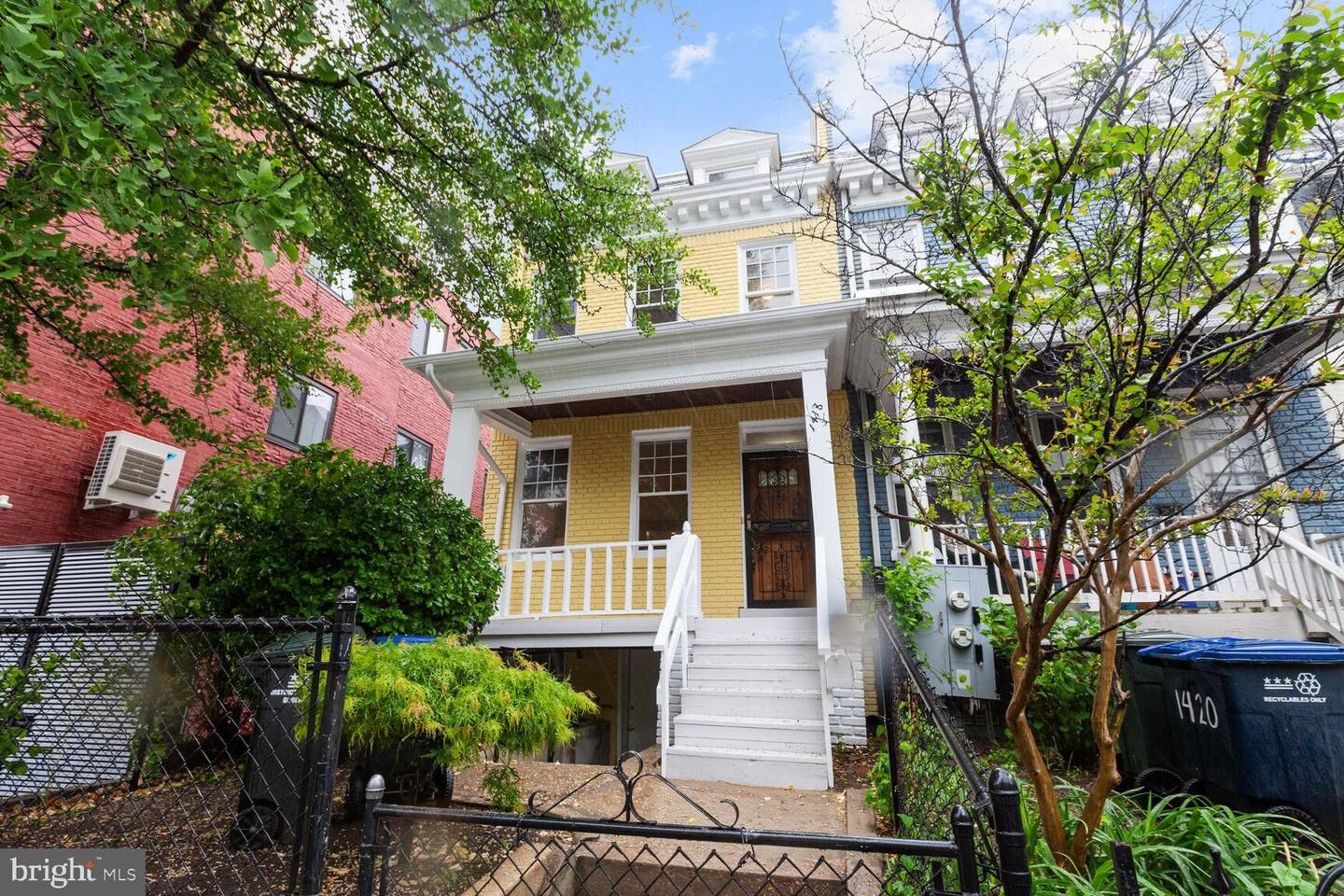 Property Photo:  1418 Monroe Street NW  DC 20010 