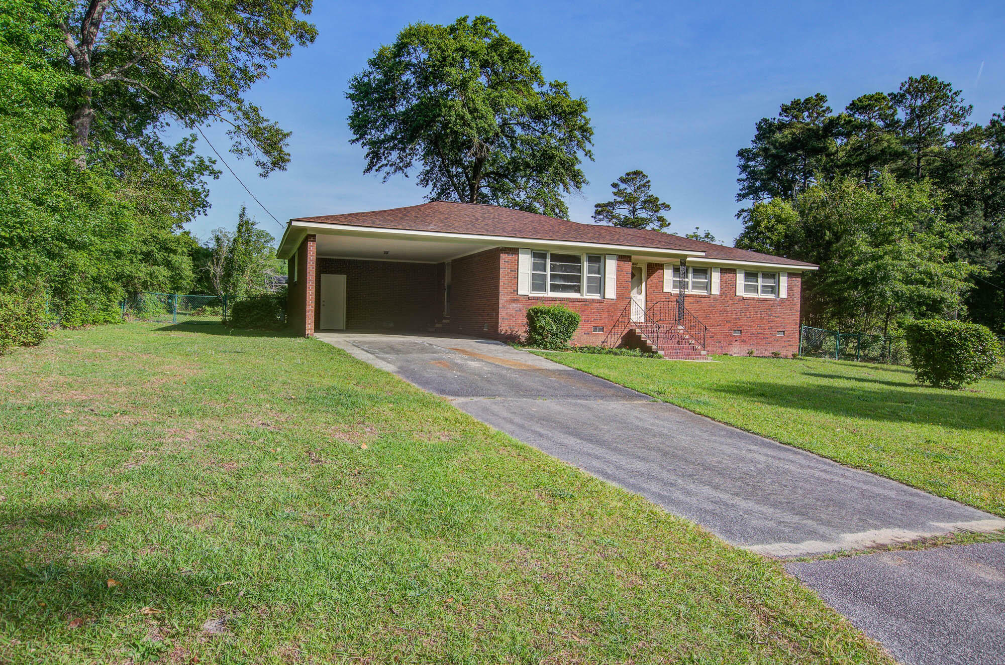 Property Photo:  1867 N Briarcliff Road  SC 29115 