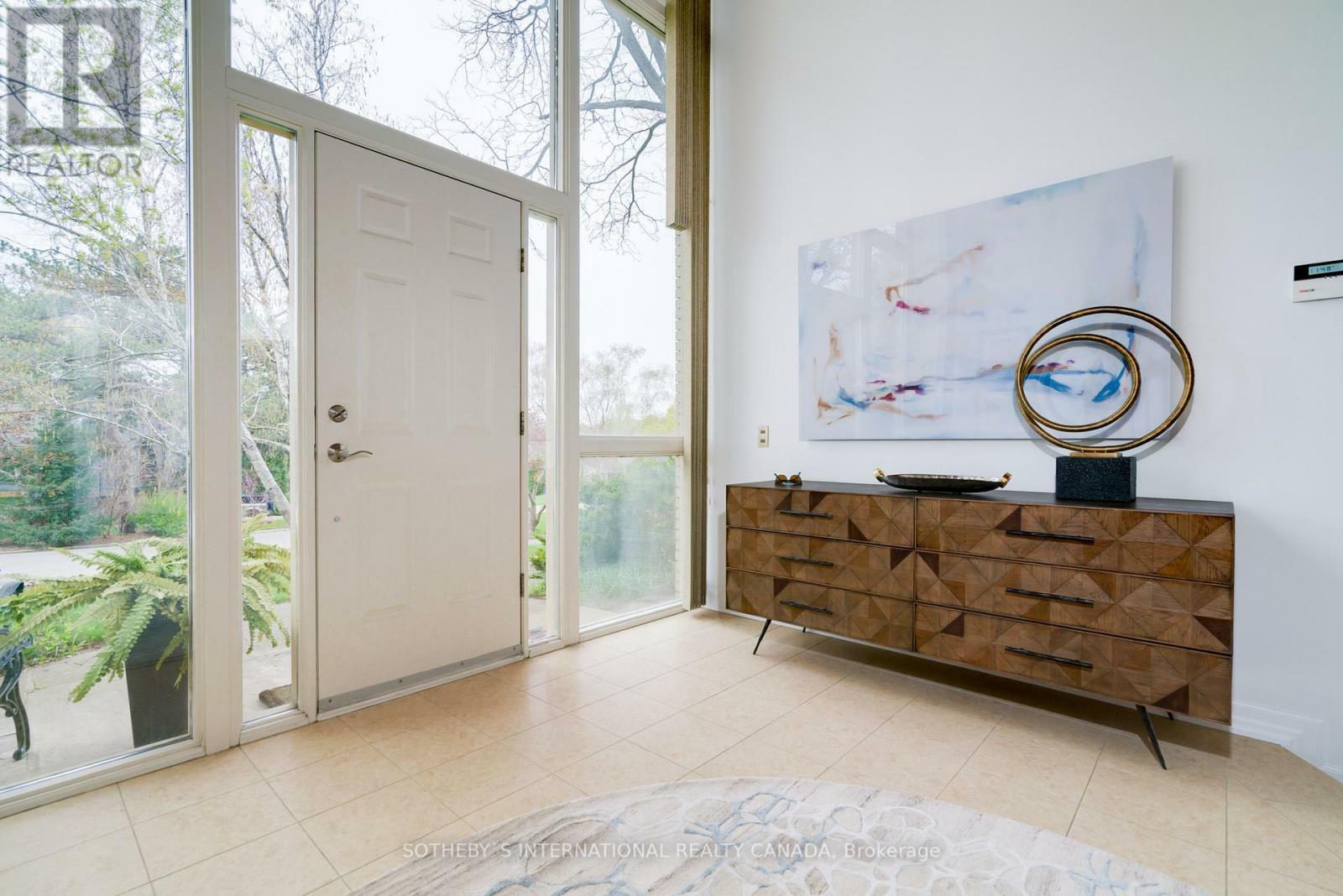 Property Photo:  93 Laurentide Drive  ON M3A3E4 