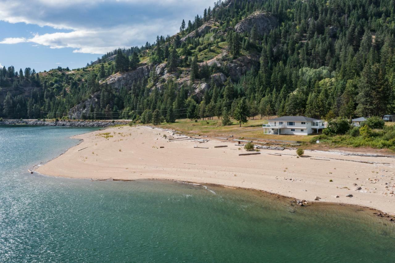Lot 3 Broadwater Road  Castlegar BC V1N4V8 photo