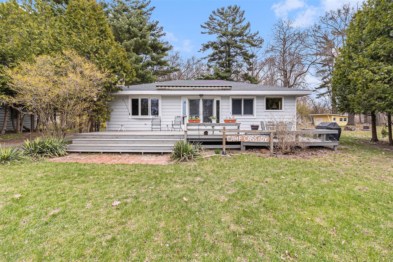 1616 N Shore Drive  Mears MI 49436 photo