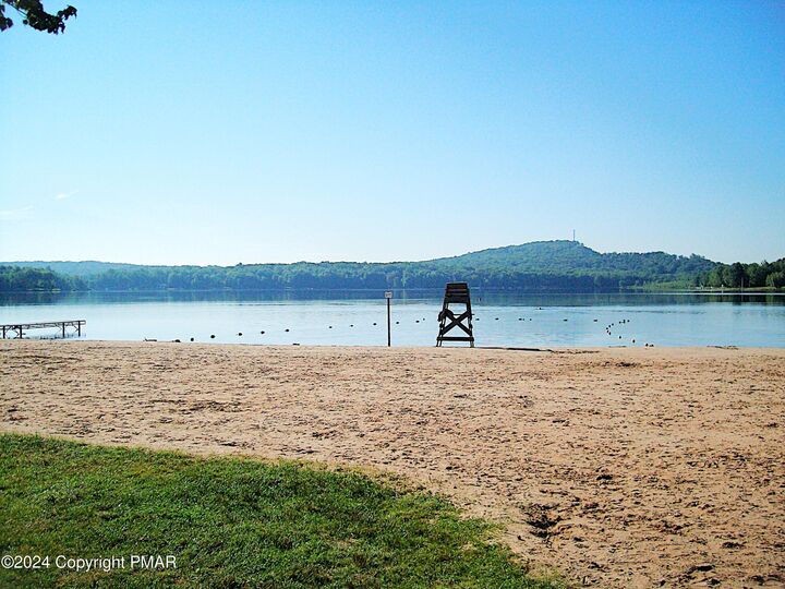 Property Photo: 120 Omaha Trail PA 18347