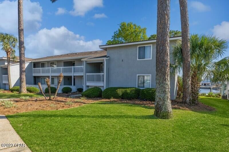 Property Photo:  8501 N Lagoon Drive 111  FL 32408 