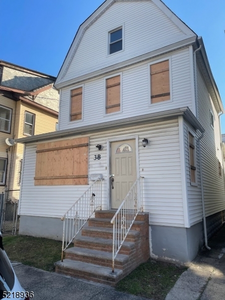 Property Photo:  38 Grace St  NJ 07111 