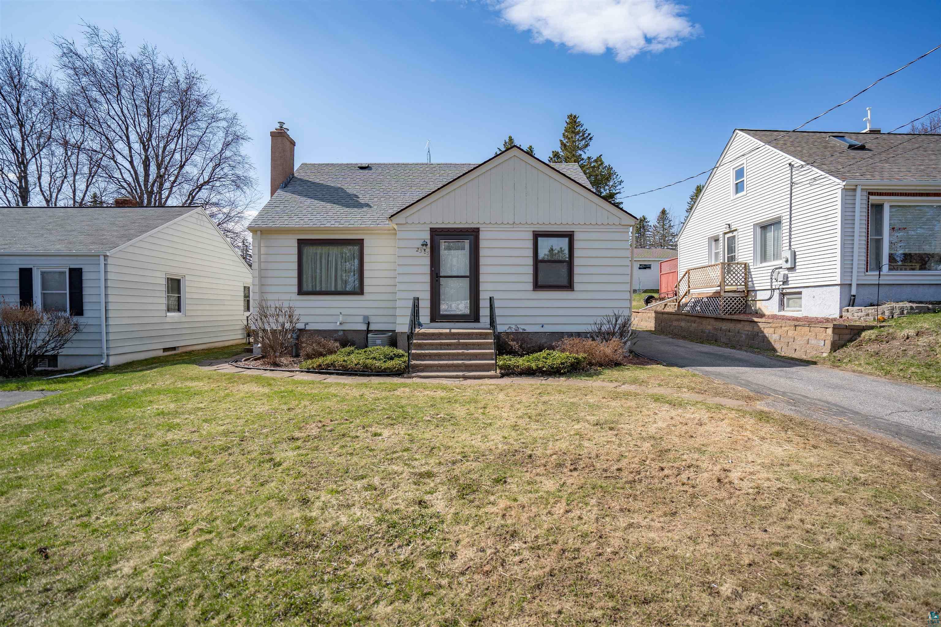 Property Photo:  2305 Hillcrest Dr  MN 55811 