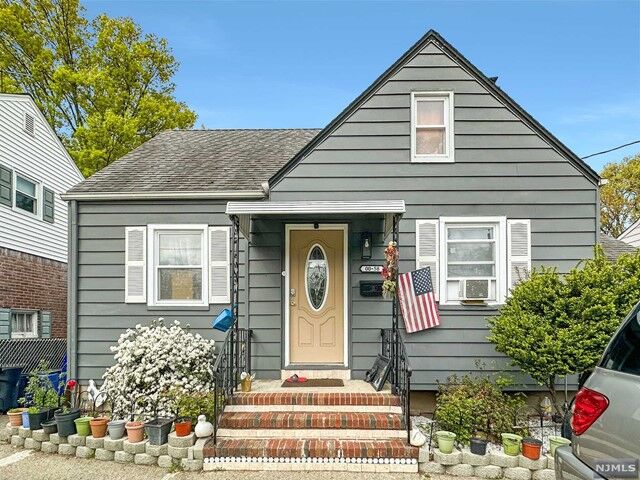 Property Photo:  0-58 Midland Avenue  NJ 07410 