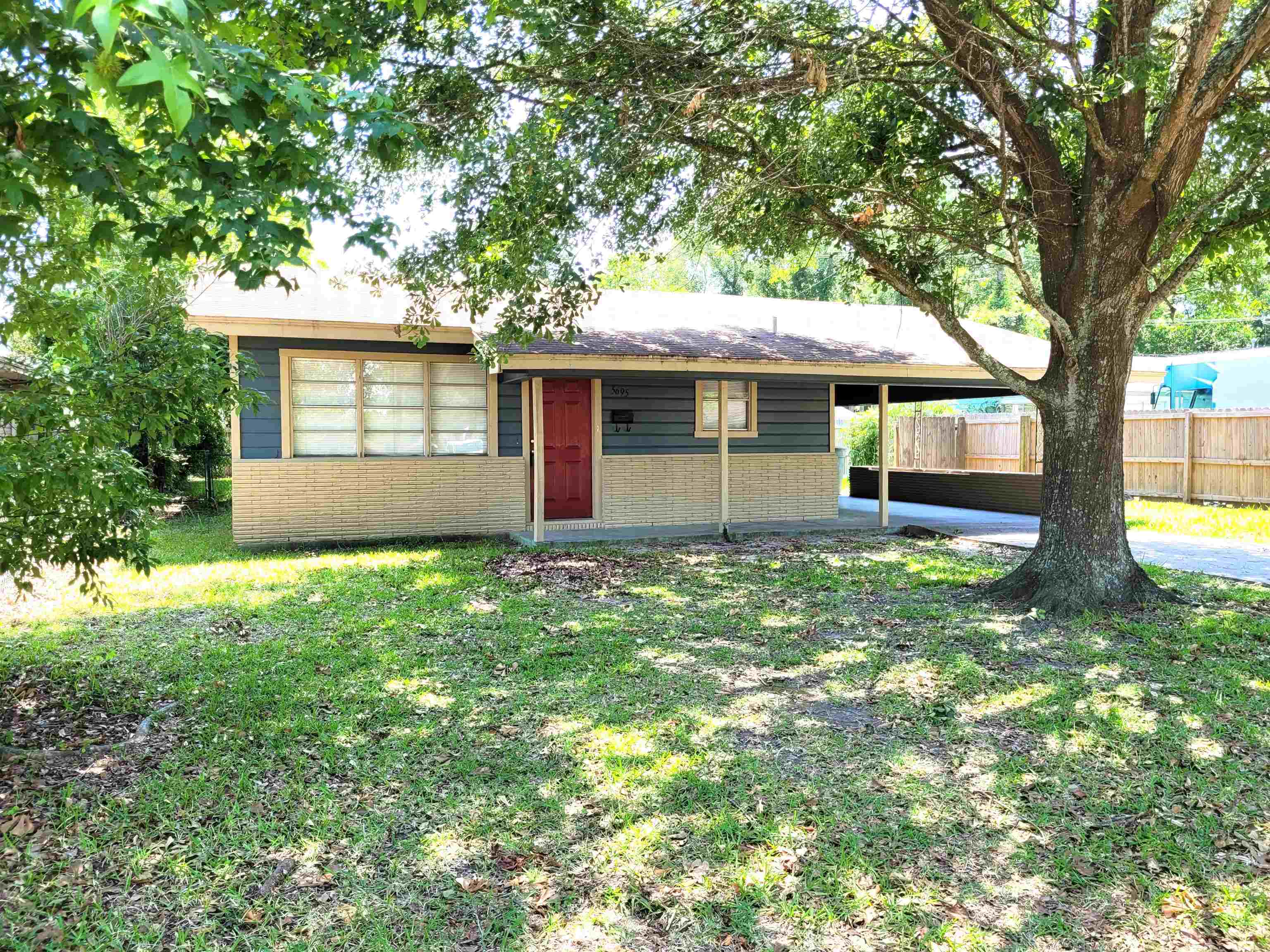 5695 Picadilly Lane  Beaumont TX 77708 photo