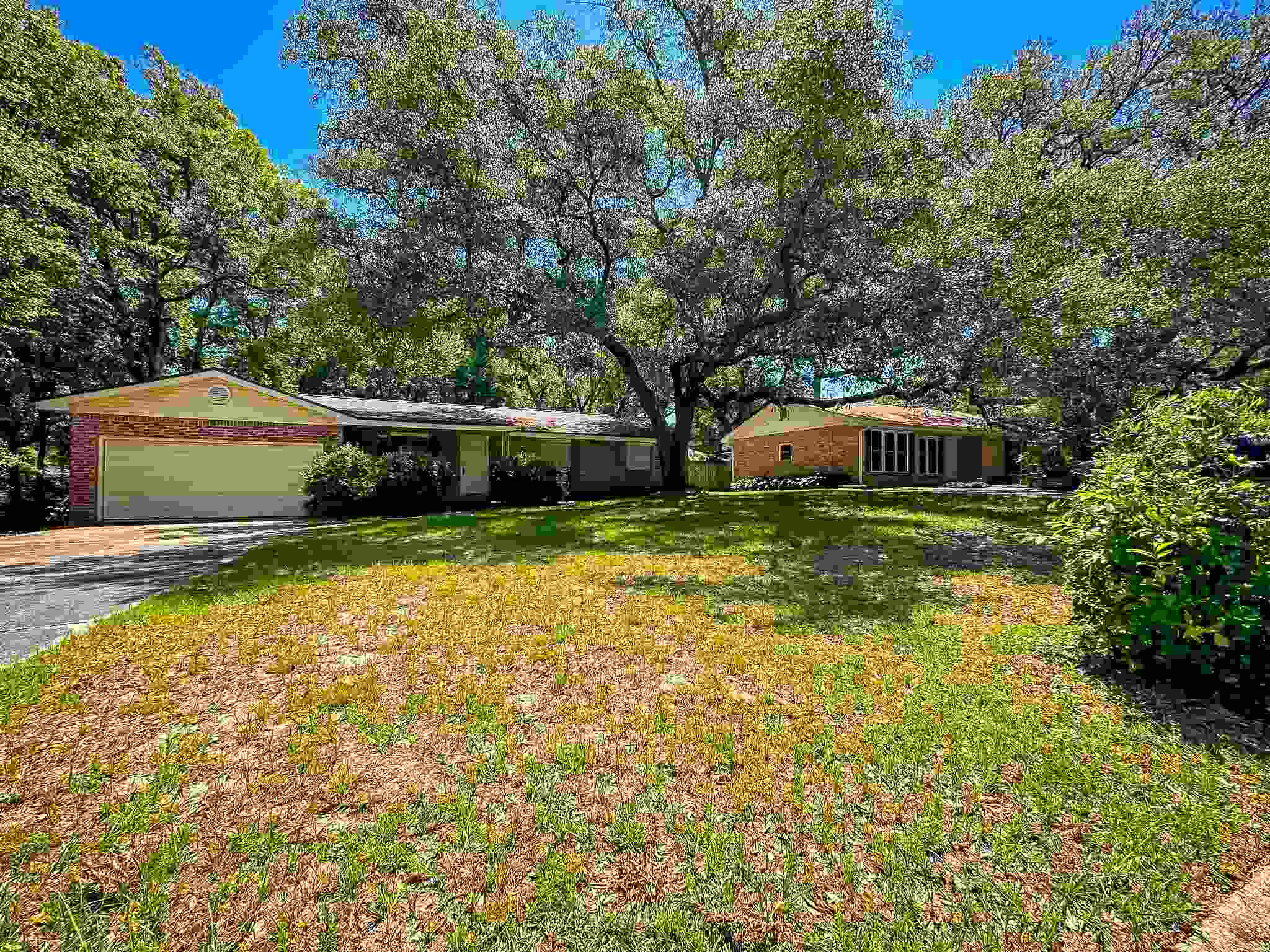 Property Photo:  6104 Walton St  FL 32503 