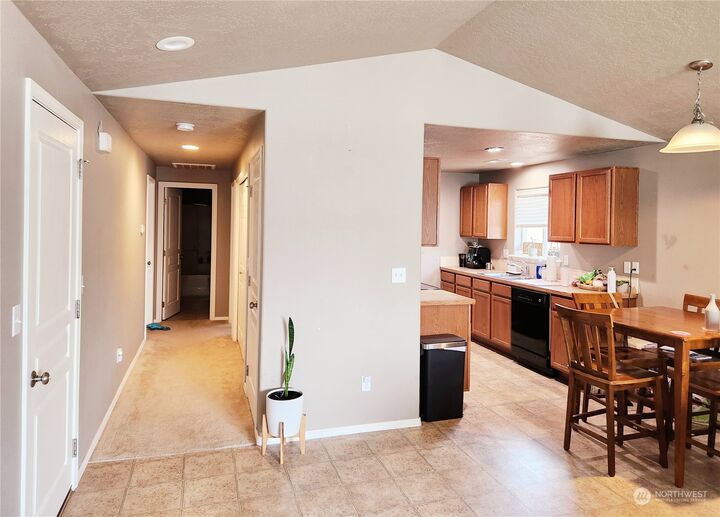 Property Photo: 1242 SW Carver Street WA 99324
