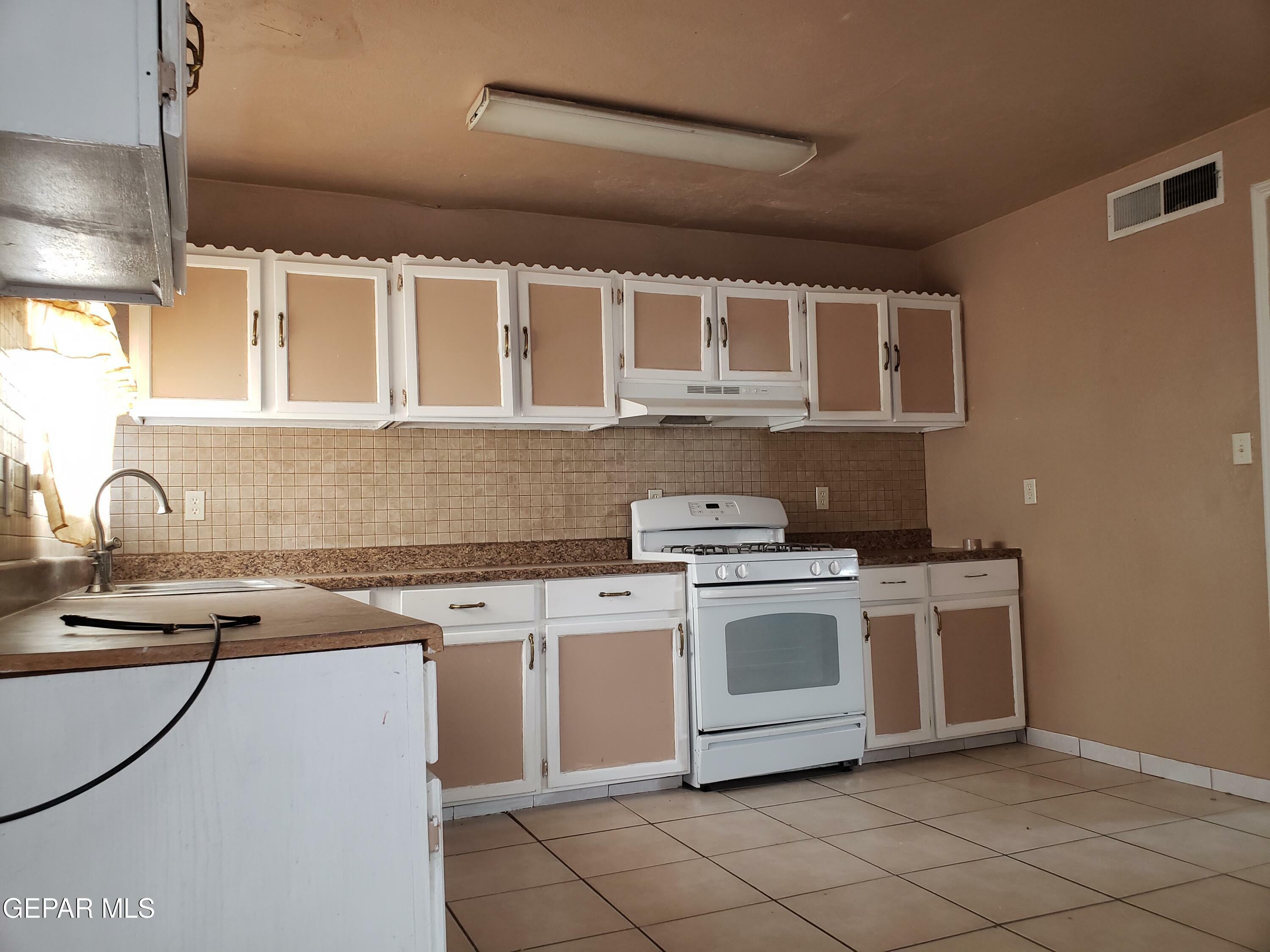 Property Photo: 10237 Kendrick Circle TX 79927