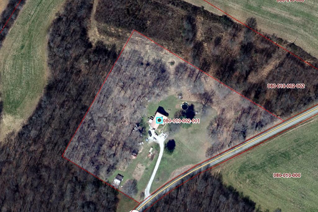 Property Photo: 869 State Route #1835 KY 42456