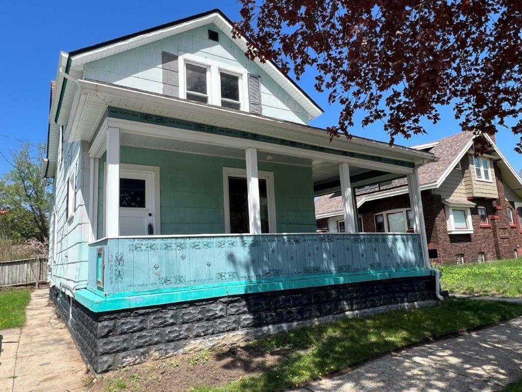 Property Photo:  407 West Marion St  WI 53901 