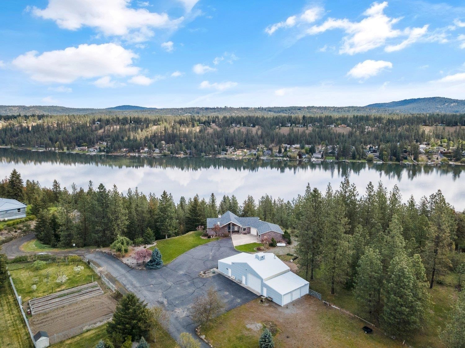 14310 W Charles Rd  Nine Mile Falls WA 99026 photo