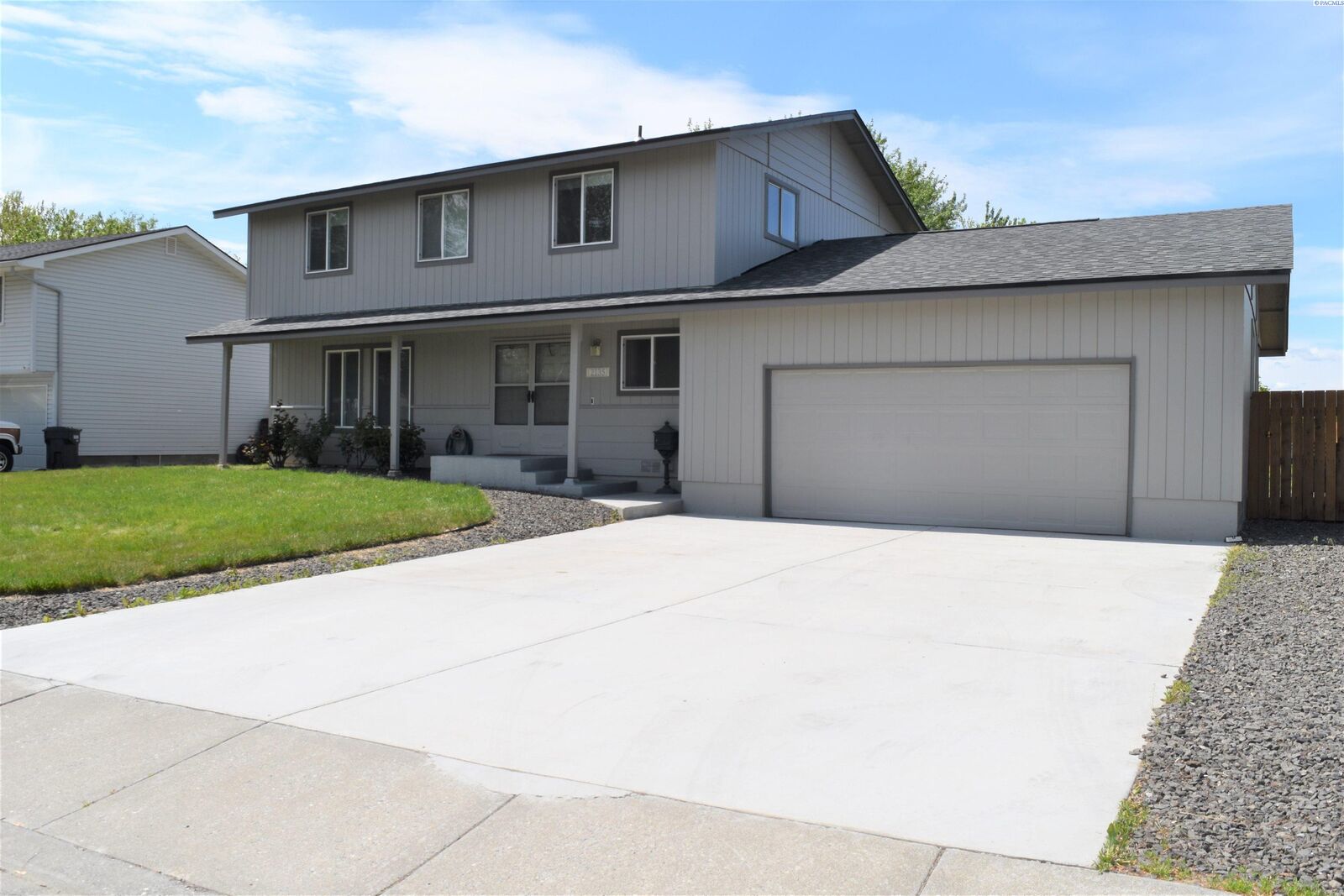 Home for sale in West Richland 2135 Blue Jay Lane, West Richland, WA 99353