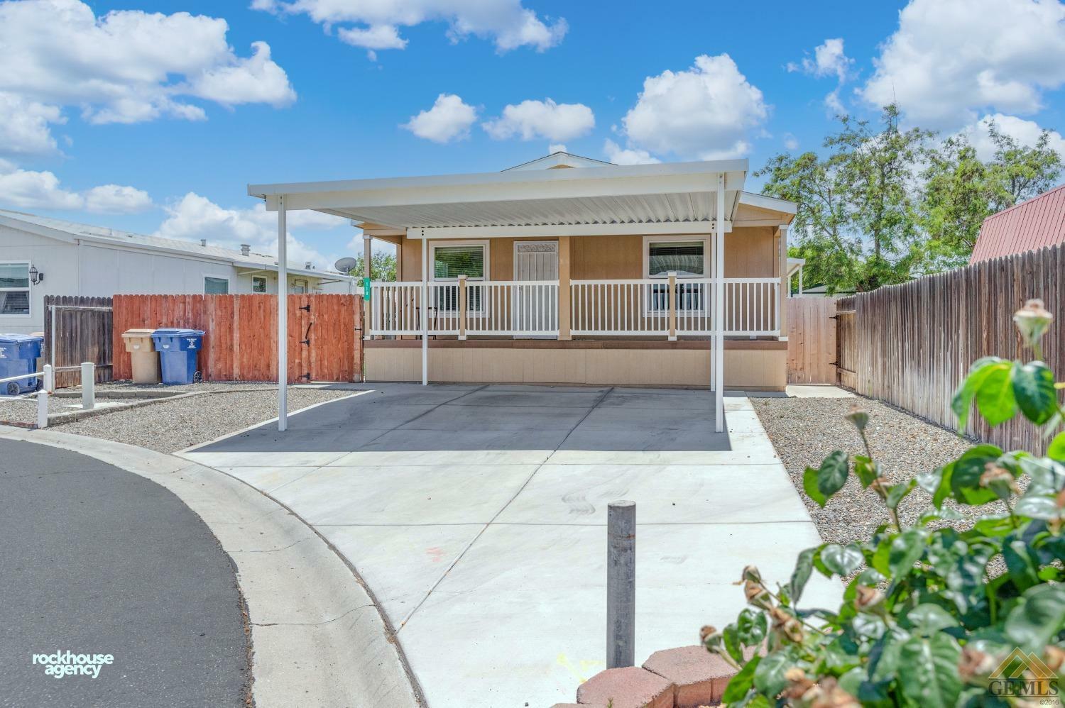 Property Photo: 14035 Rosedale Highway 119 CA 93314