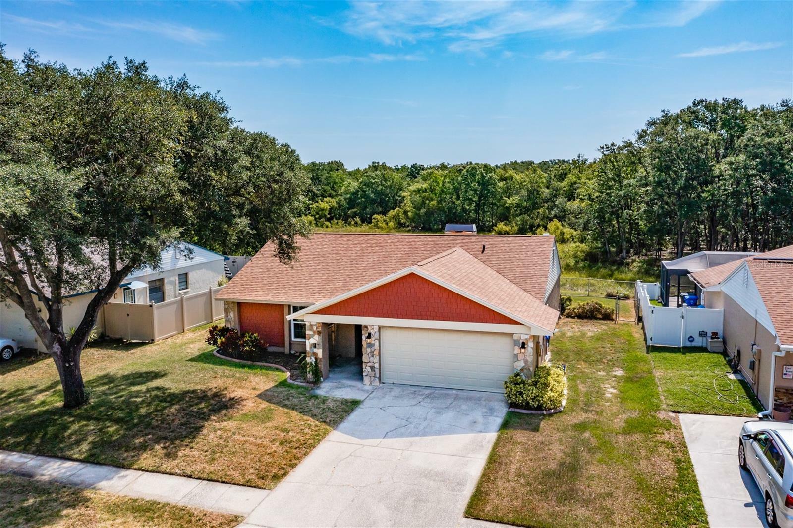 Property Photo:  1805 Oakwald Drive  FL 33511 