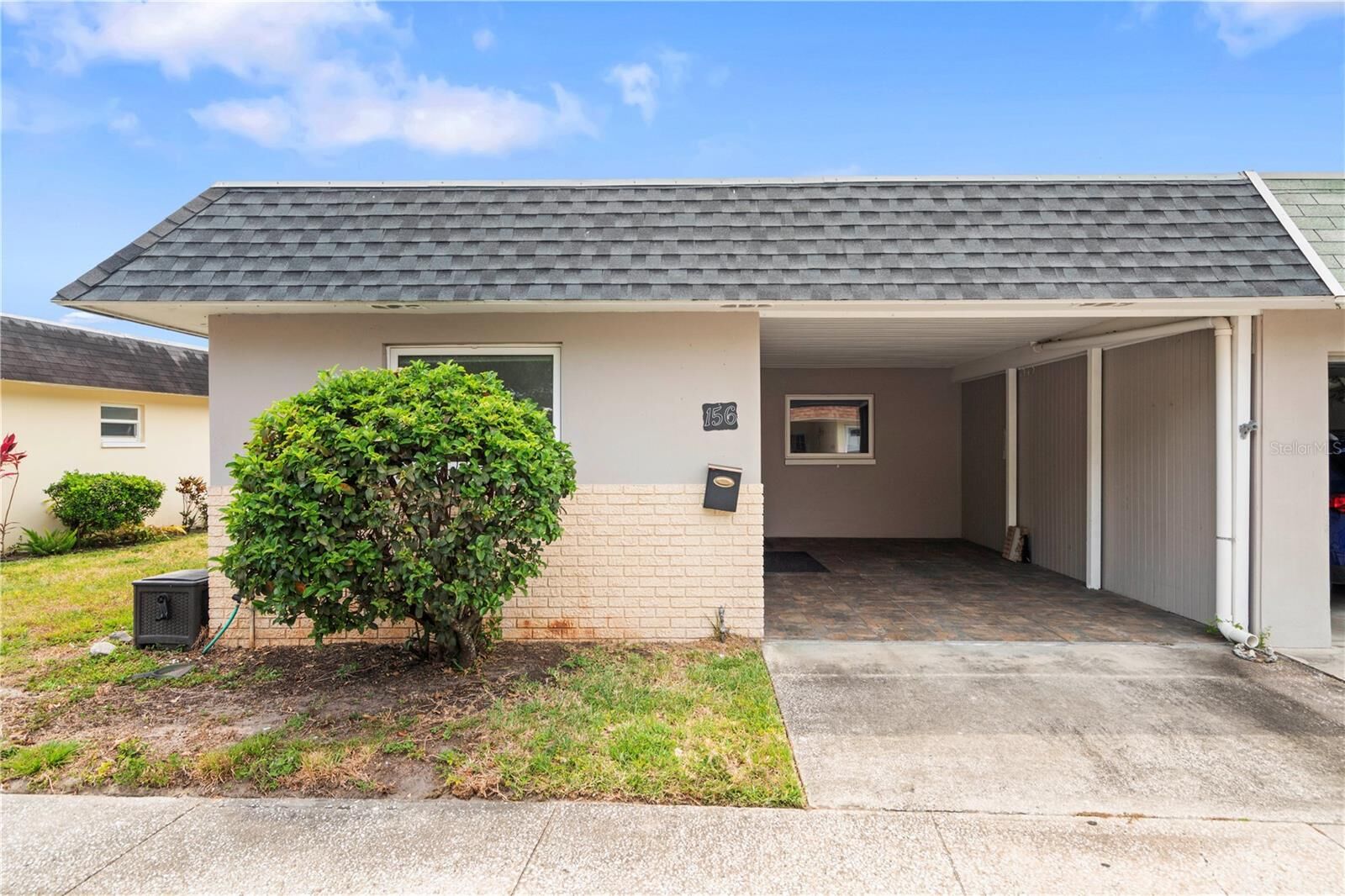 Property Photo:  156 Portree Drive  FL 34698 