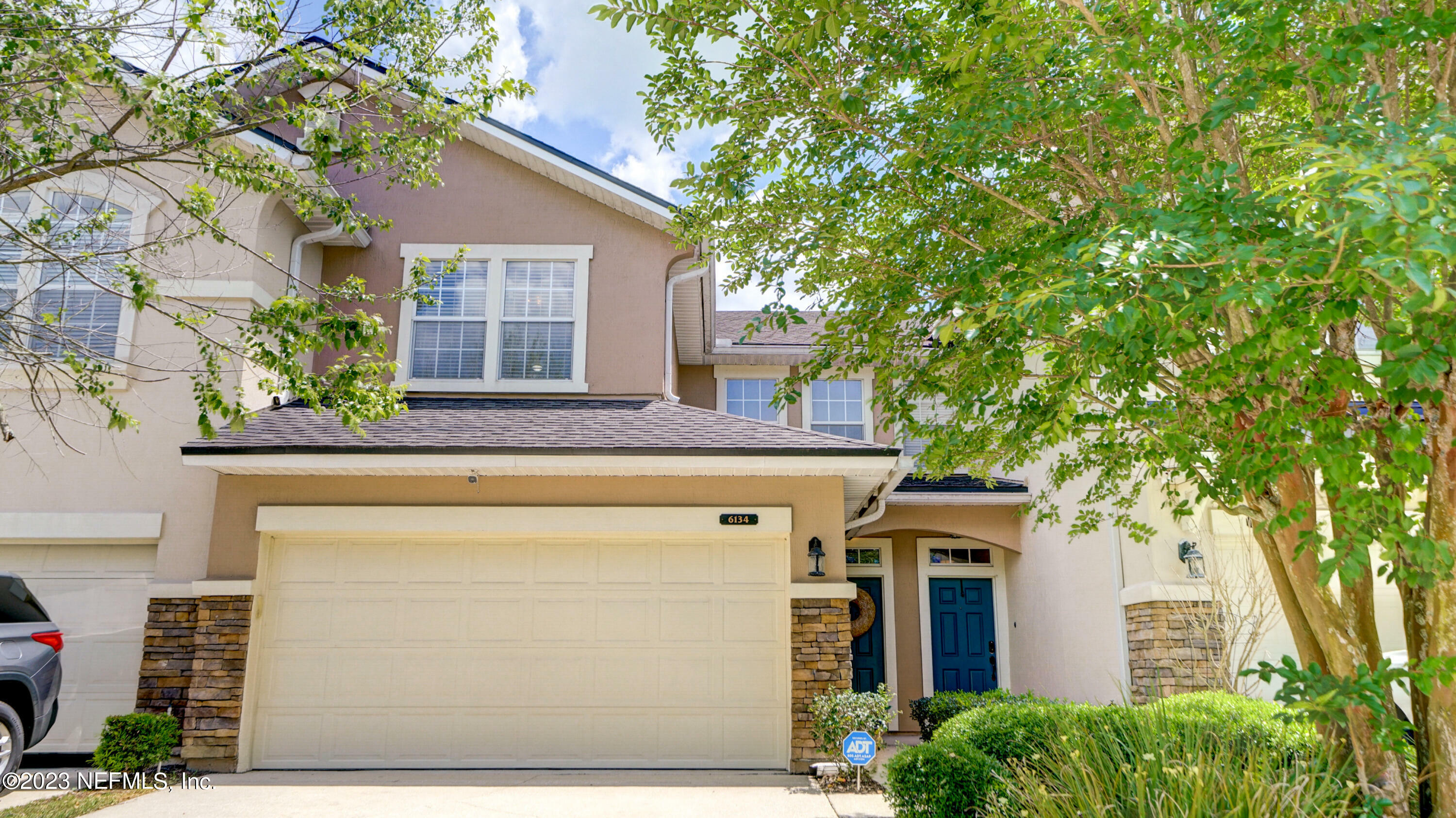 Property Photo: 6134 Bartram Village Drive FL 32258