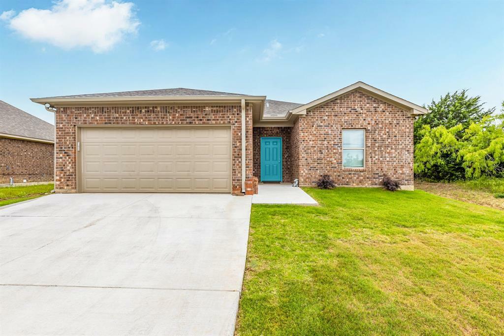 Property Photo:  311 Ruffin  TX 75147 