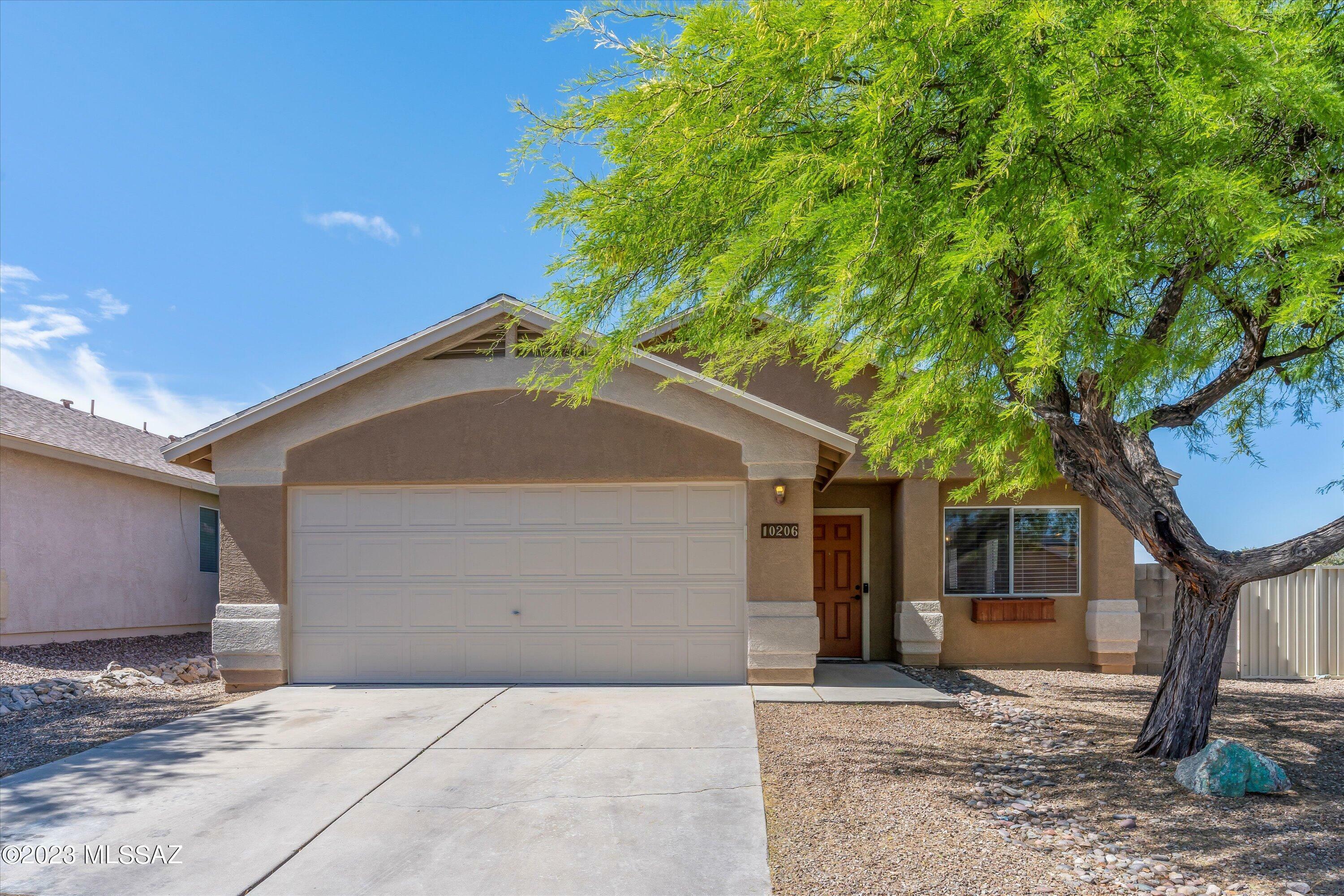 Property Photo:  10206 E Desert Crossings Way  AZ 85747 