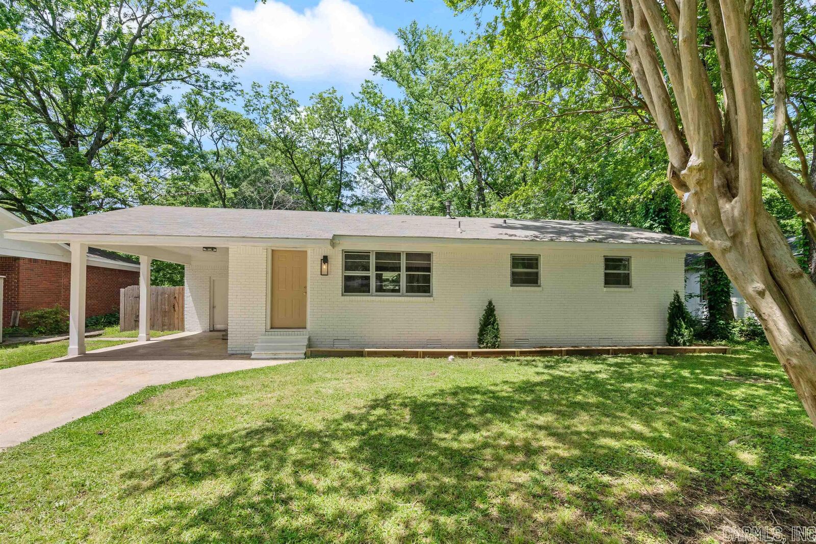 Property Photo:  225 Center Street  AR 72034 