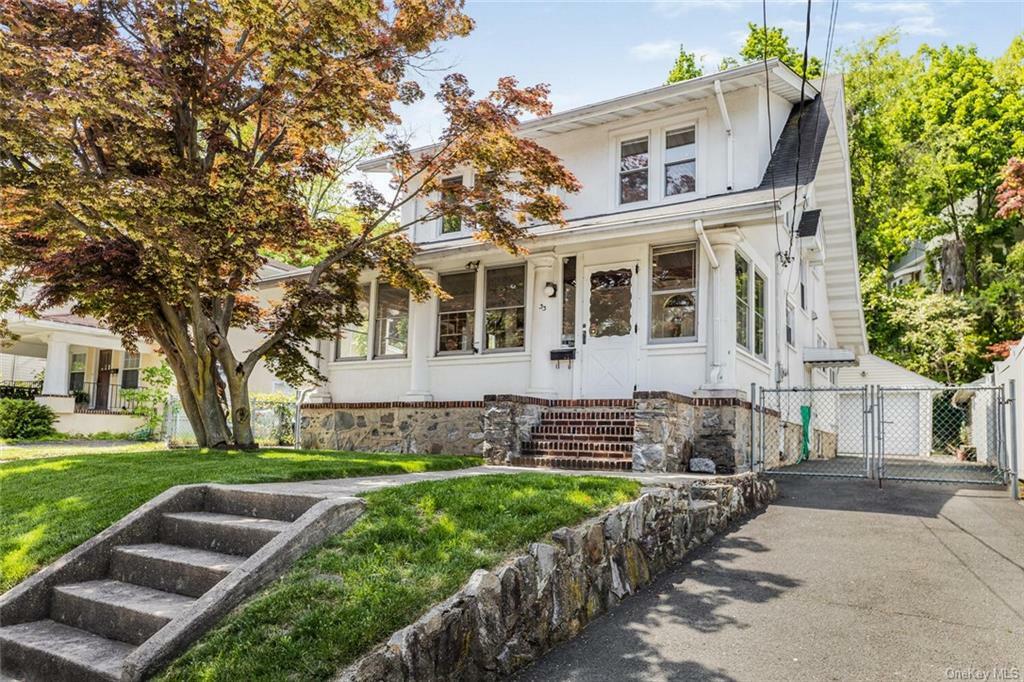 Property Photo:  33 Lefferts Road  NY 10705 