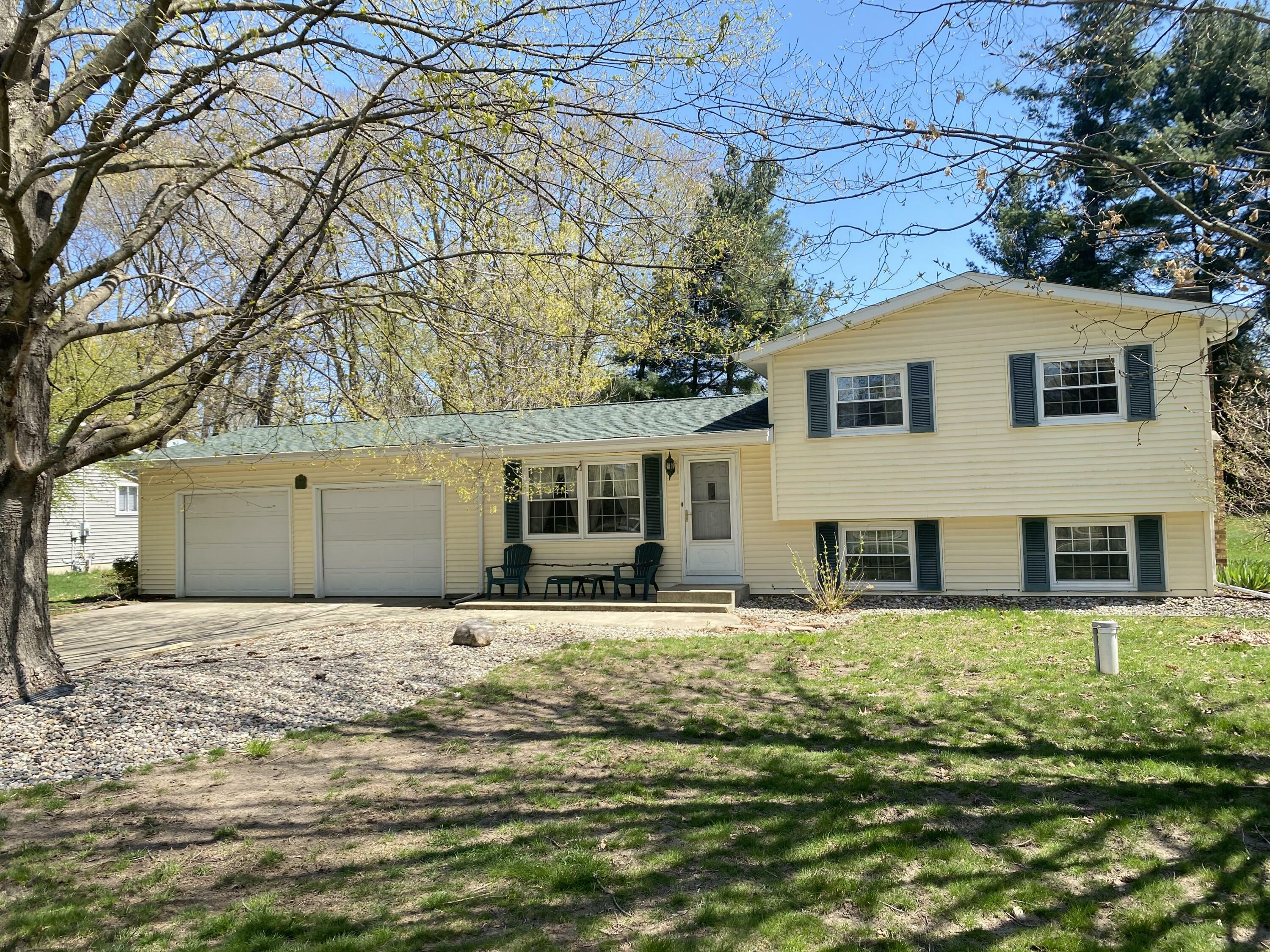 Property Photo:  227 Colorado Street  MI 49037 