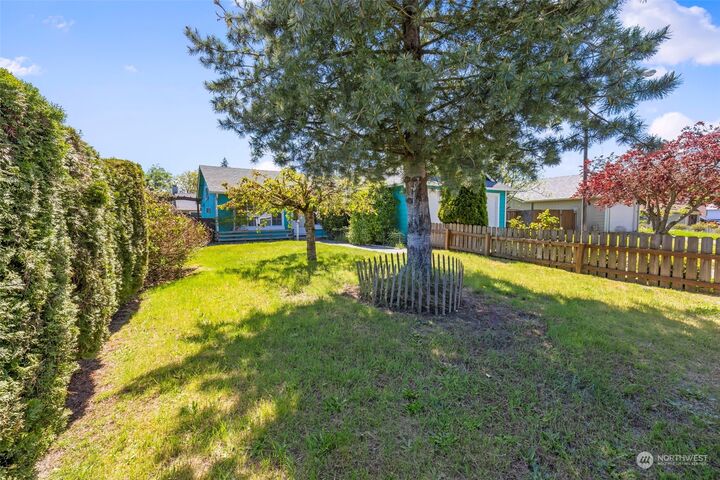 Property Photo:  6947 Troy Lane NE  WA 98311 