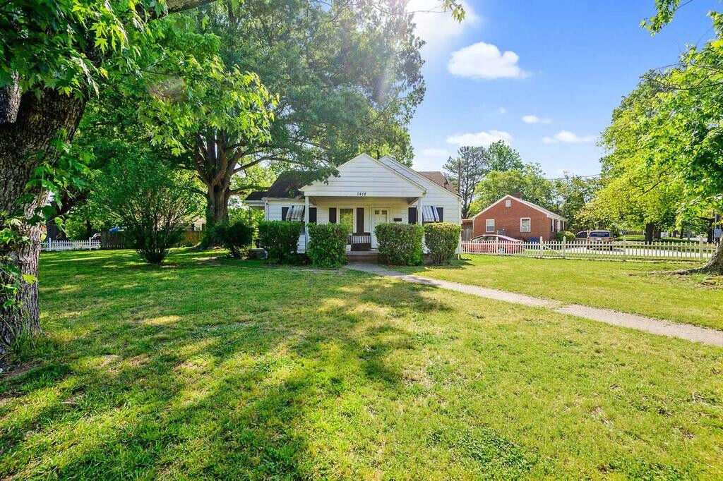 Property Photo:  1418 Leon Street  NC 27705 
