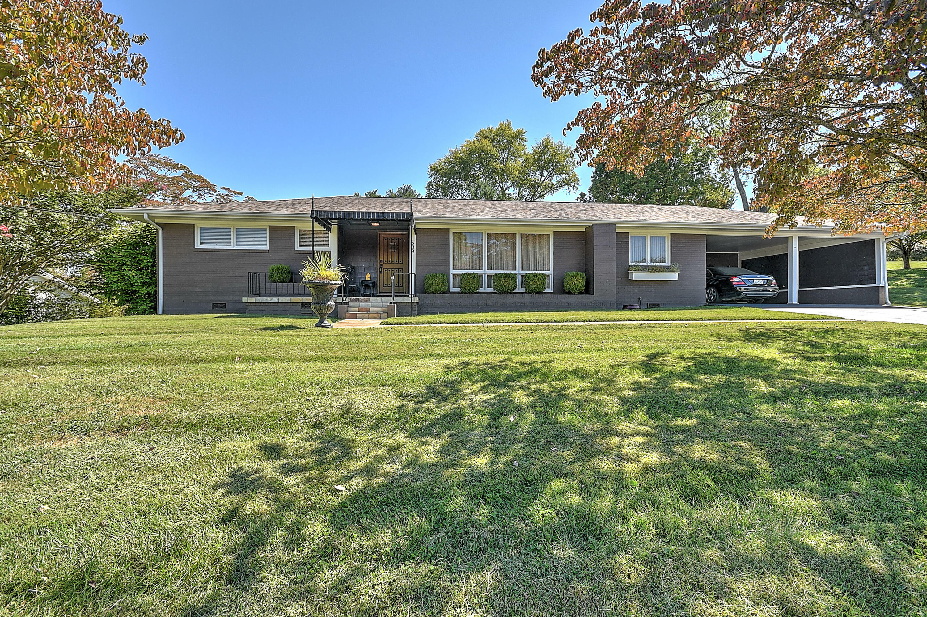 Property Photo:  509 South Main Street  TN 37743 