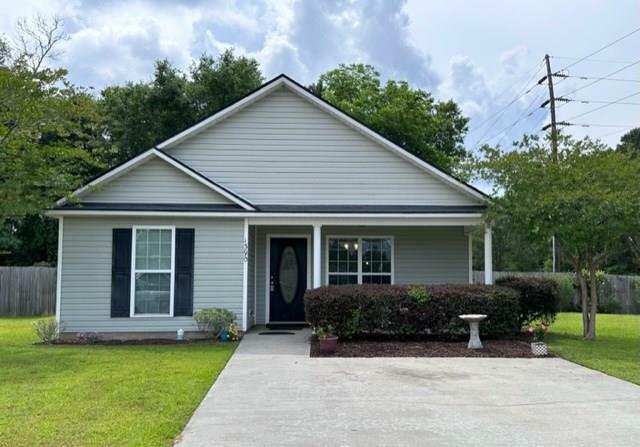 Property Photo: 1390 San Bernardino Way GA 31601