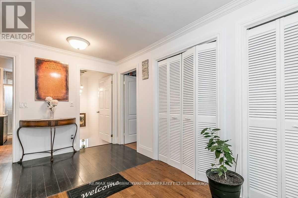 Property Photo:  350 Woodchoppers Lane  ON L7B0L7 