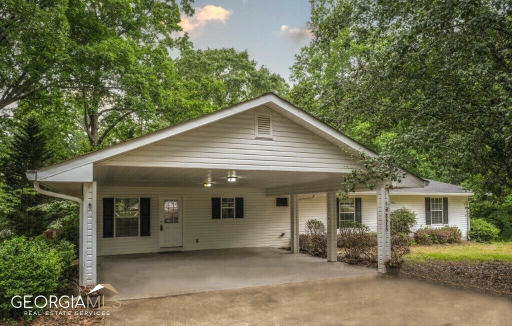 Property Photo:  6333 Ridge Road  GA 30141 