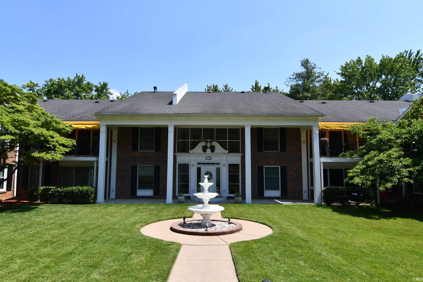 Property Photo:  116 Fernwood Place  IN 47711 