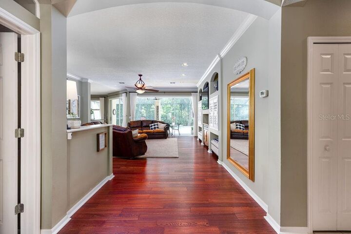 Property Photo:  12321 Riverglen Drive  FL 33569 