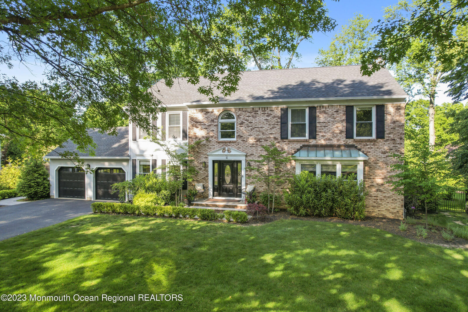 Property Photo:  4 Aspen Court  NJ 07712 