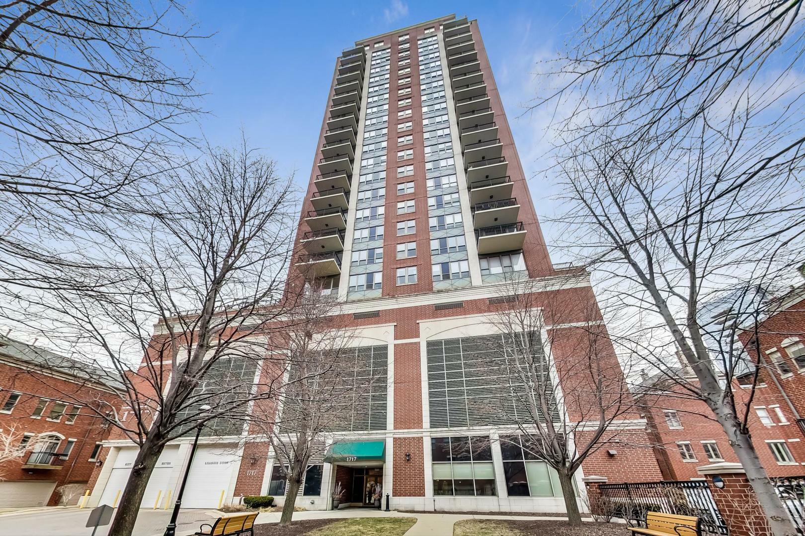 Property Photo:  1717 S Prairie Avenue 802  IL 60616 