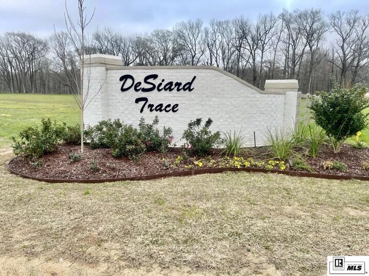 Property Photo: 9106 Desiard Trace LA 71280