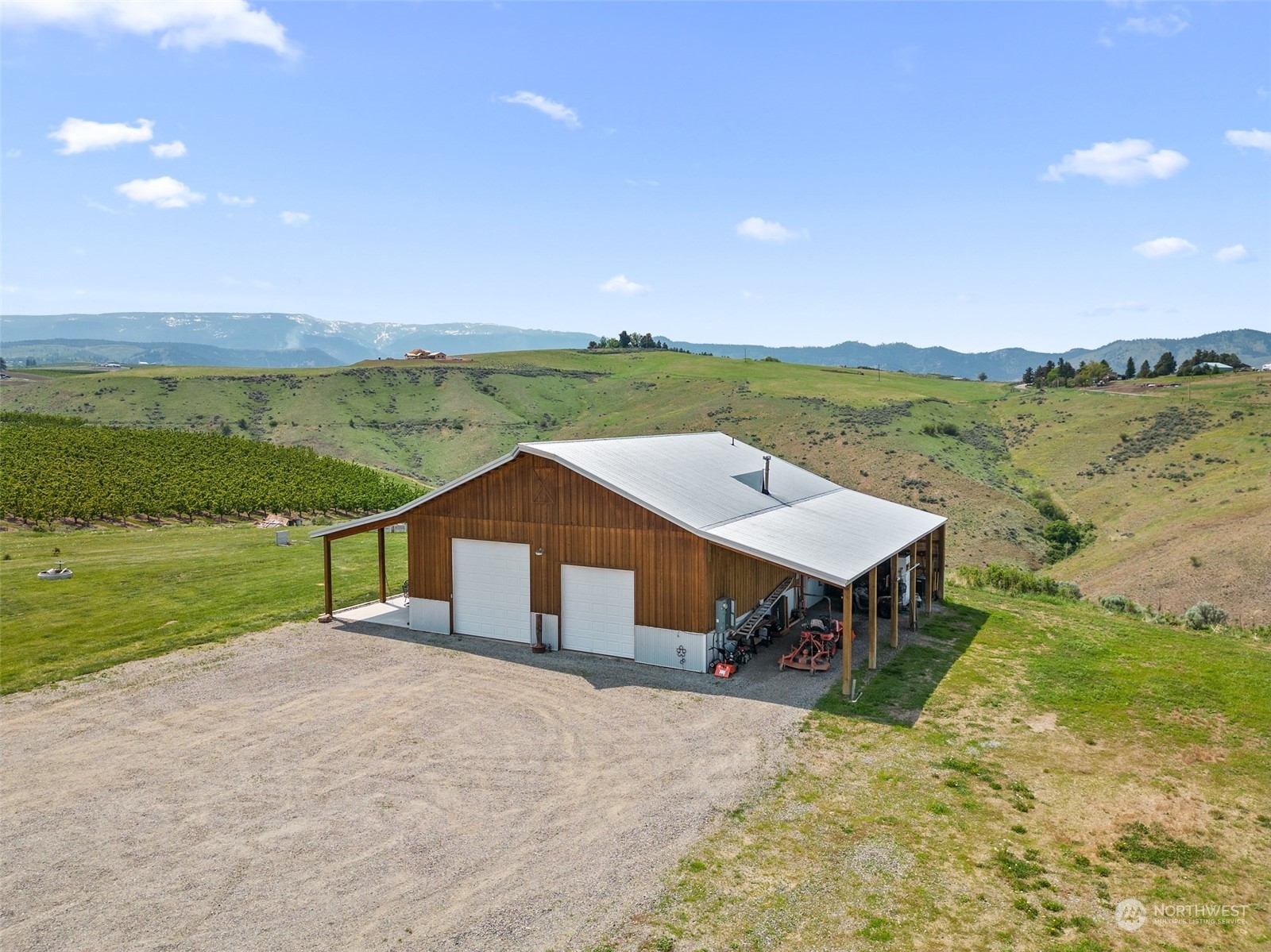 Property Photo:  3200 Gudmundson Road  WA 98801 