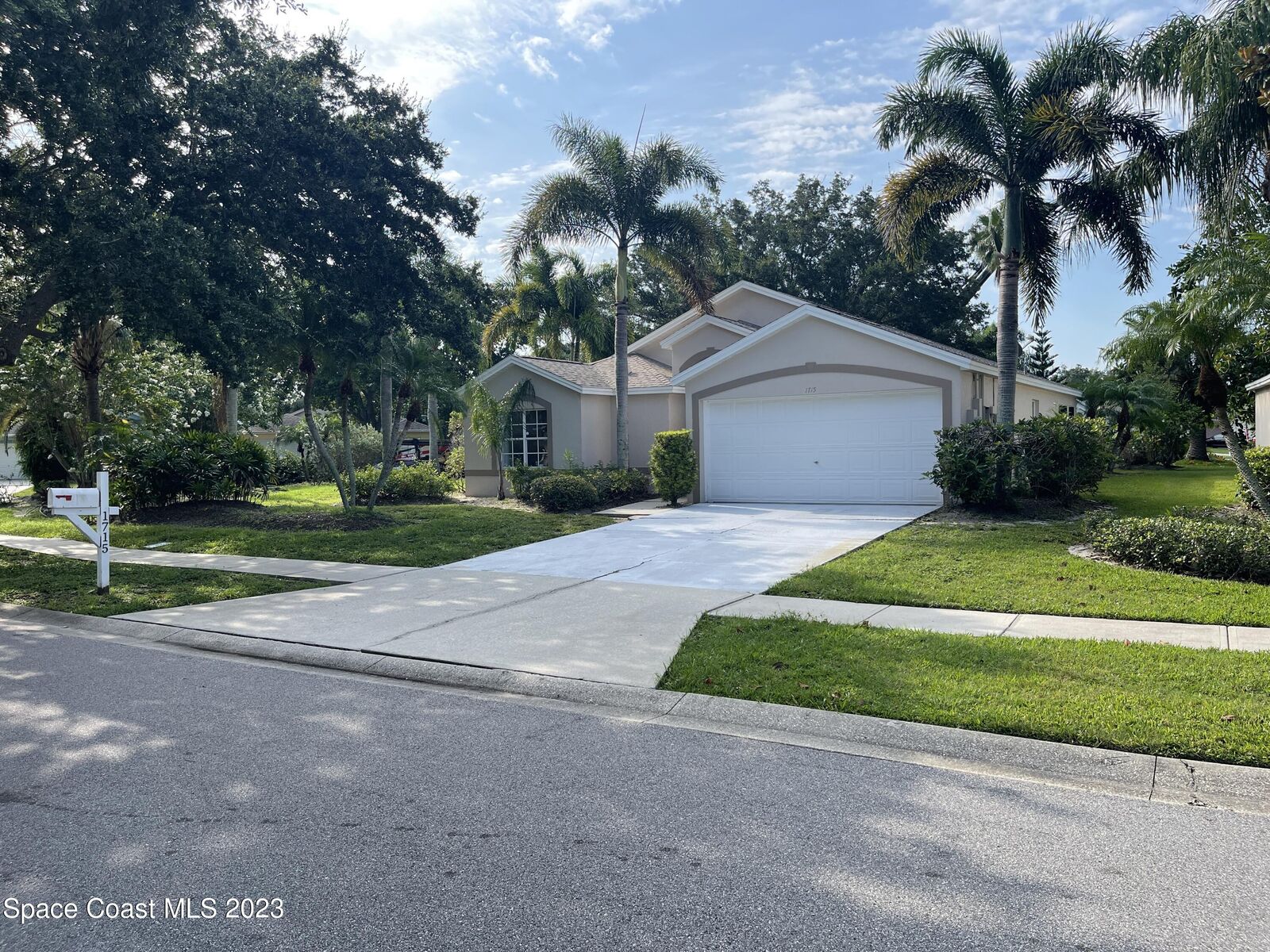 Property Photo: 1715 Morning Glory Drive FL 32940
