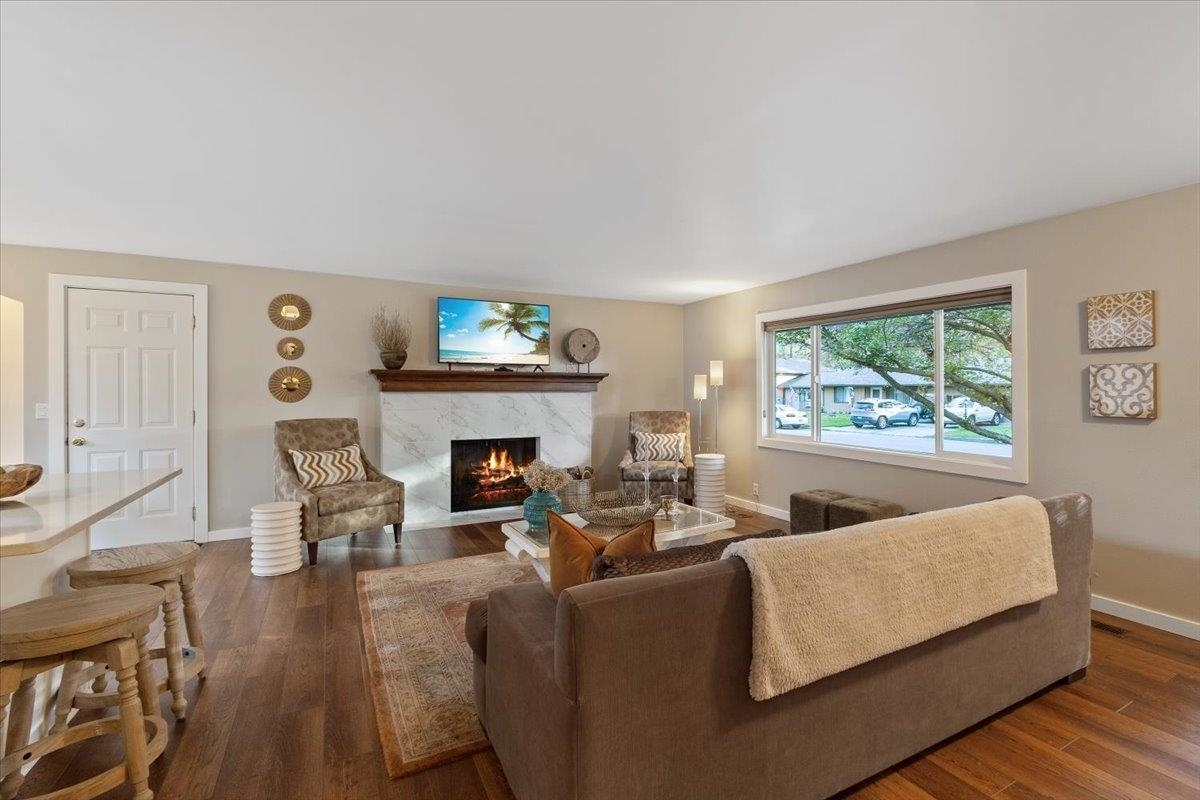 Property Photo: 819 S Robinhood St WA 99206