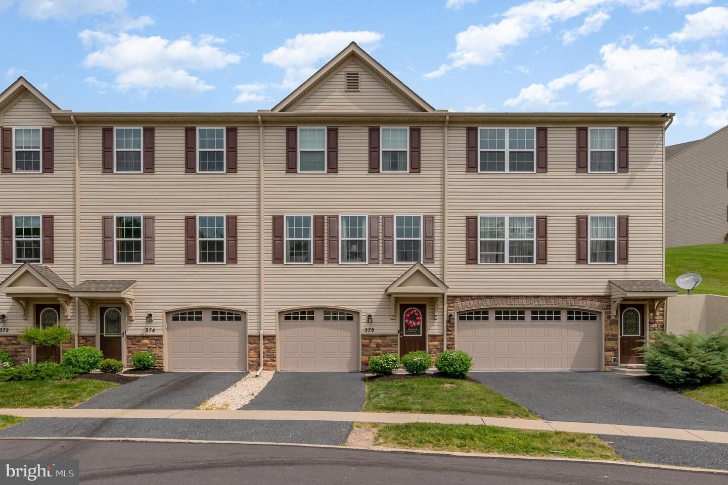 Property Photo: 376 Weatherstone Drive PA 17070