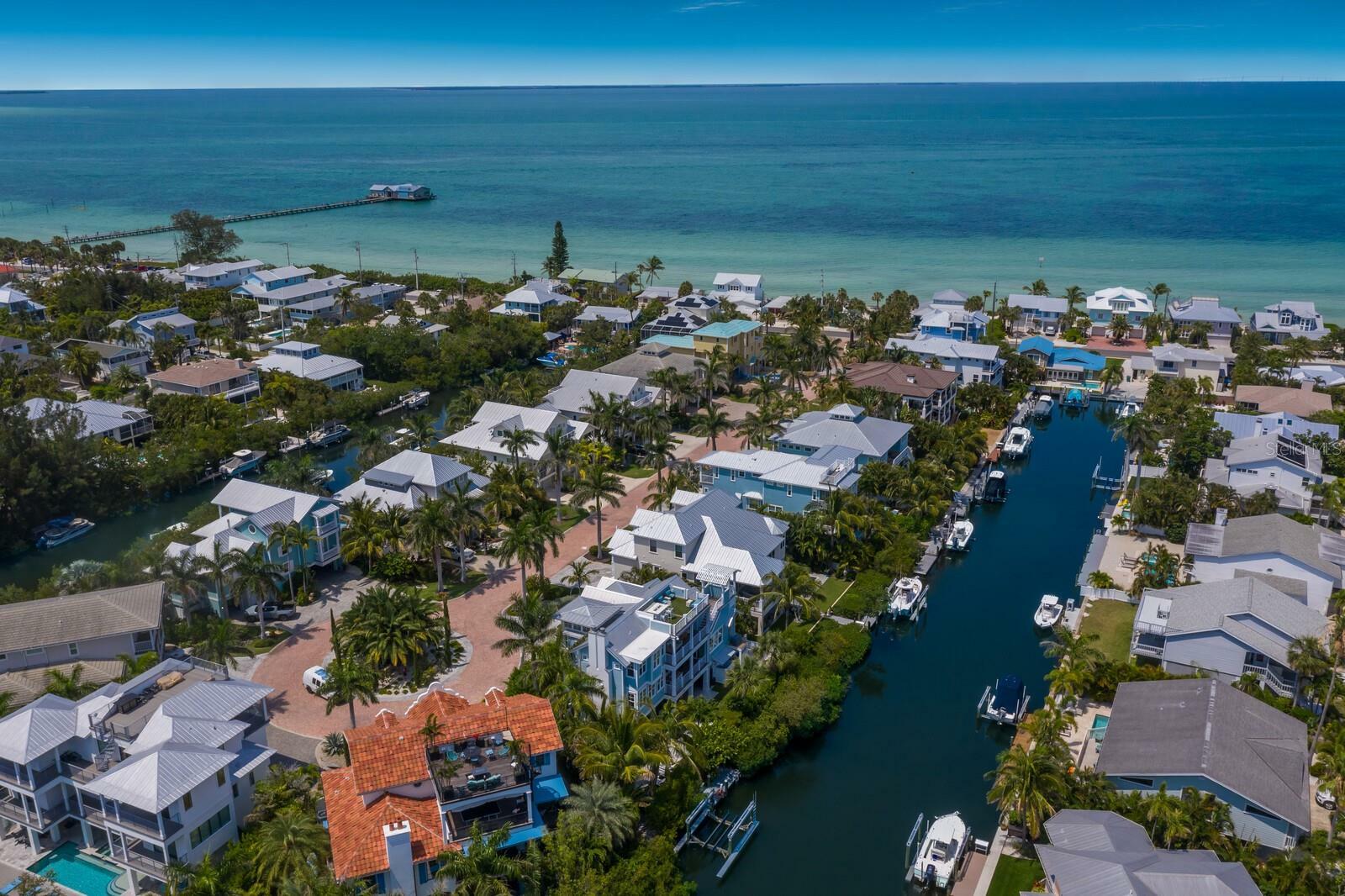 Property Photo: 515 Villa Rosa Way FL 34216