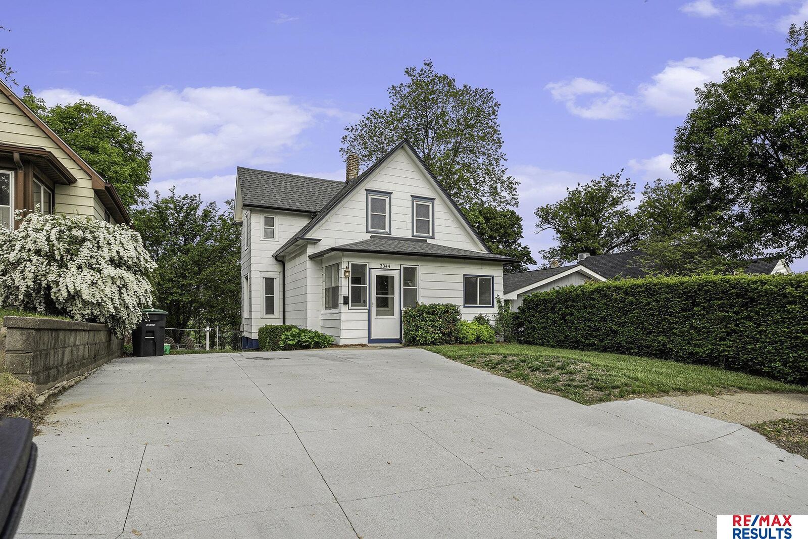 Property Photo: 3344 S 17th Street NE 68108