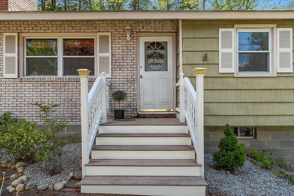 Property Photo:  410 Dunstable Rd  MA 01879 