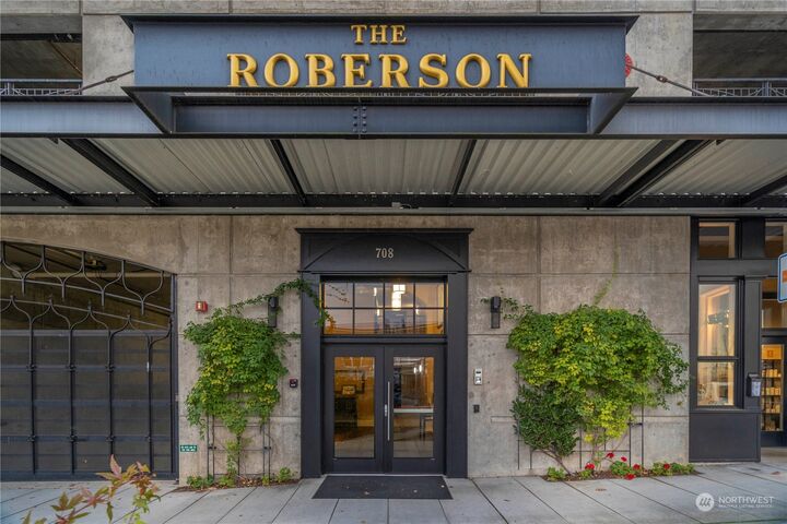 Property Photo:  708 Market Street 806  WA 98402 