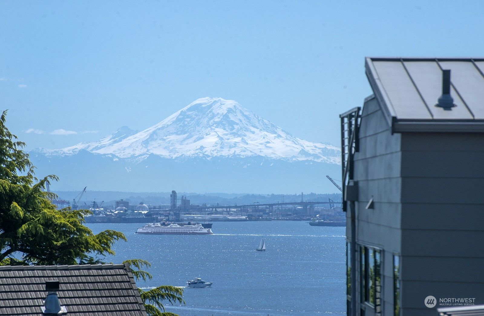 Home for sale in Seattle 3513 W Howe, Seattle, WA 98199