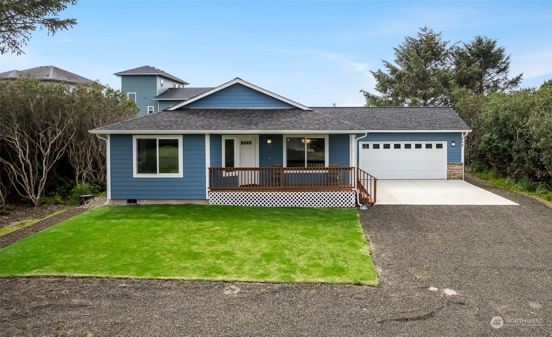 Property Photo:  809 Ocean Shores Boulevard SW  WA 98569 